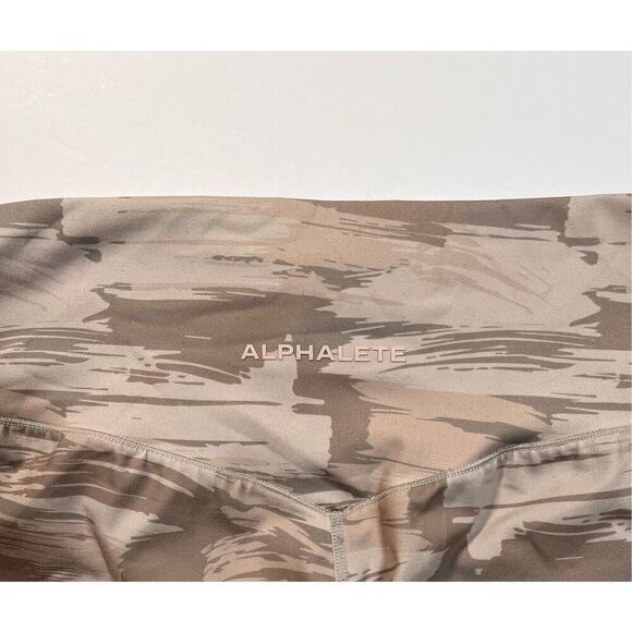 Alphalete Women's Surface Expanse Jogger Desert Canvas Camo Wicking Size Medium - Picture 3 of 9